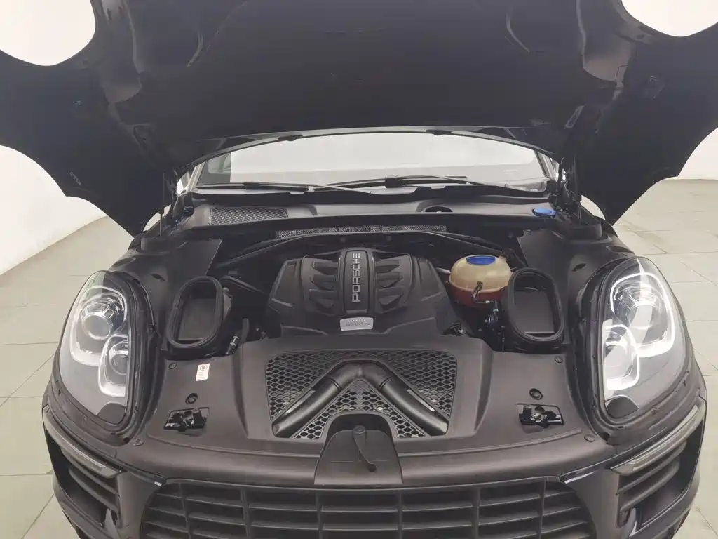 Фото 6 - Porsche Macan
