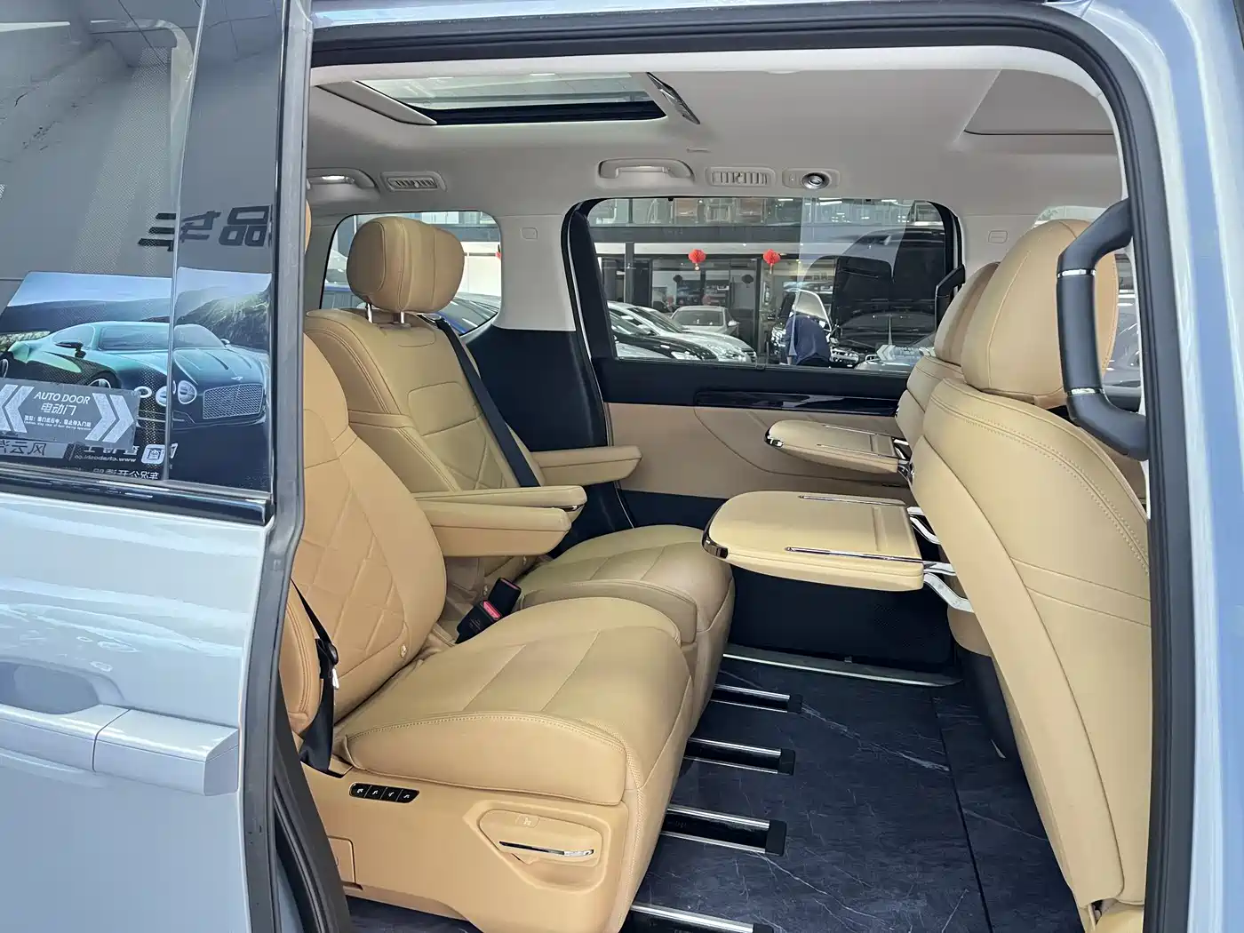 GAC Trumpchi Trumpchi E8 NEV 2024 Model 150km MAX+ фото 6