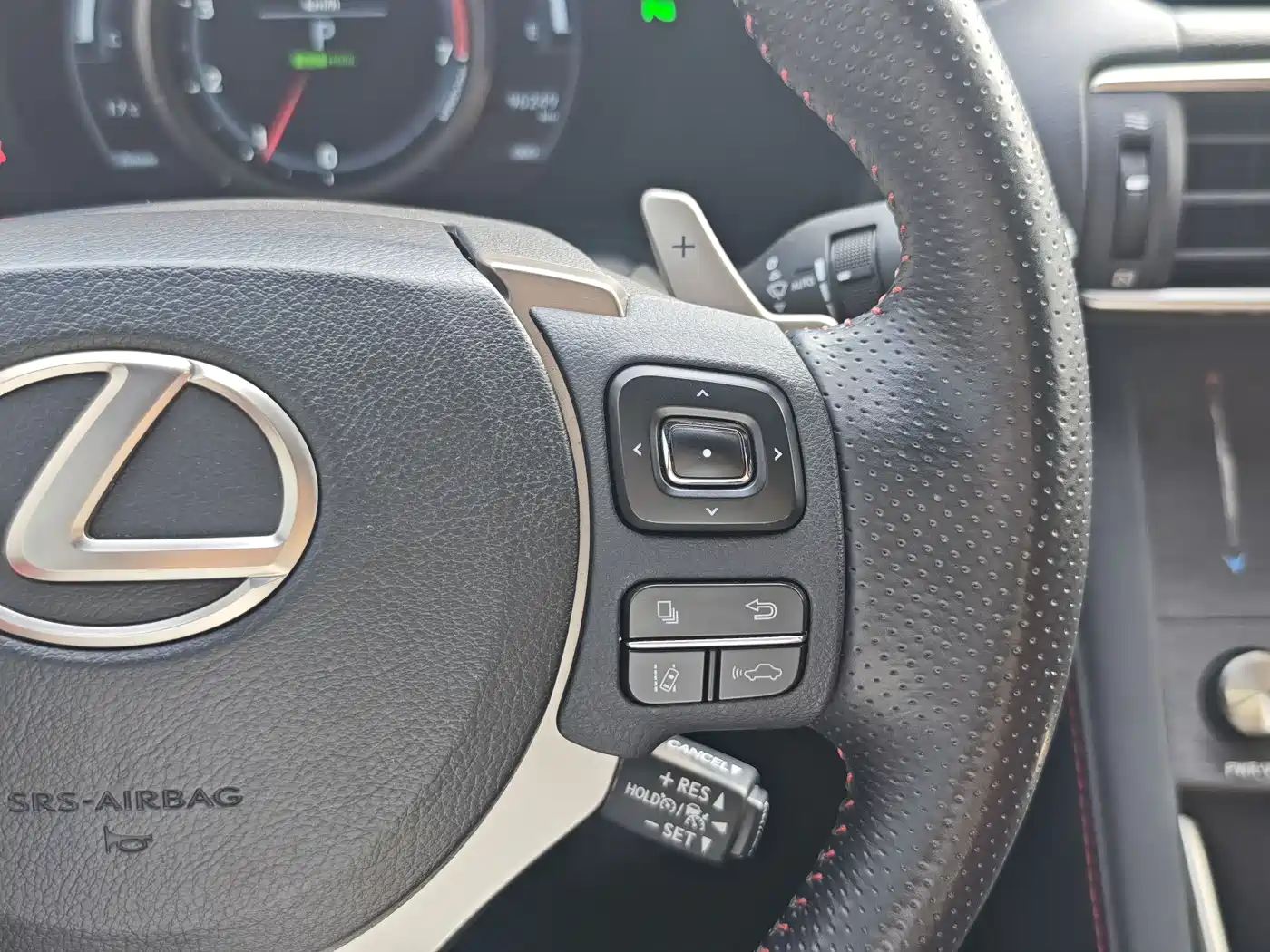 Lexus IS 2017 300 F SPORT фото 23