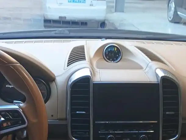 Porsche Cayenne 2015 Cayenne Turbo 4.8T фото 8