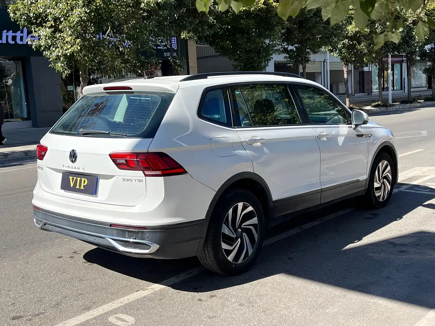 Volkswagen Tiguan L 2022 330TSI Automatic 2WD Comfort Edition фото 6
