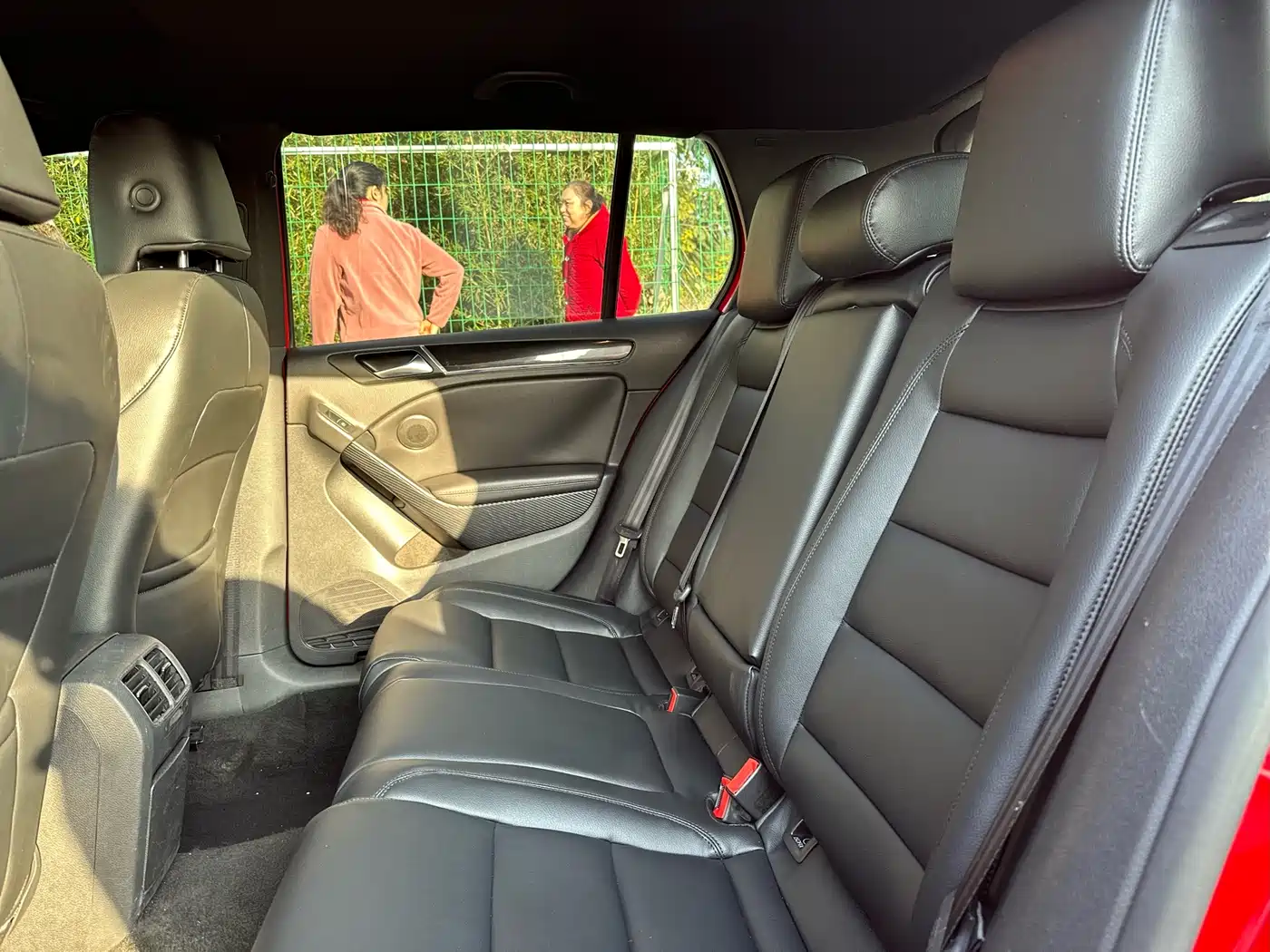 Volkswagen Golf GTI 2012 2.0TSI GTI фото 12