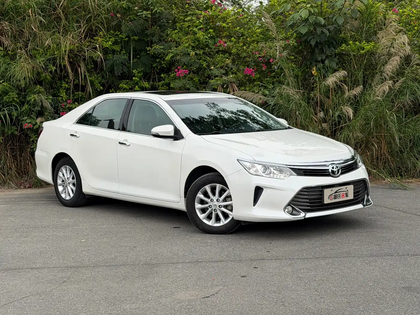 Toyota Camry 2015 2.0G Leading Edition фото 3