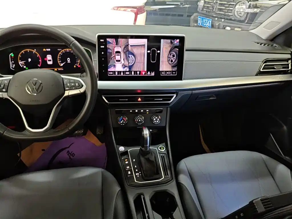 Volkswagen Lavida 2024 Model 1.5L Automatic 5 Million Edition фото 13