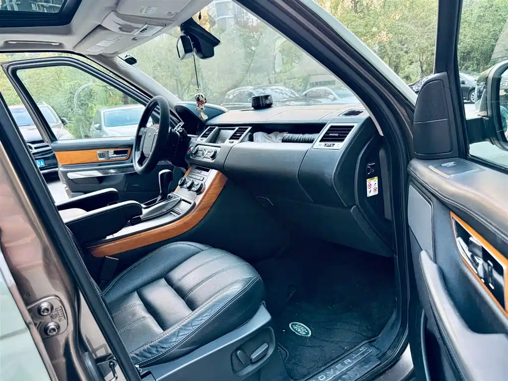 Land Rover Range Rover Sport 2012 5.0 SC V8 HSE фото 12