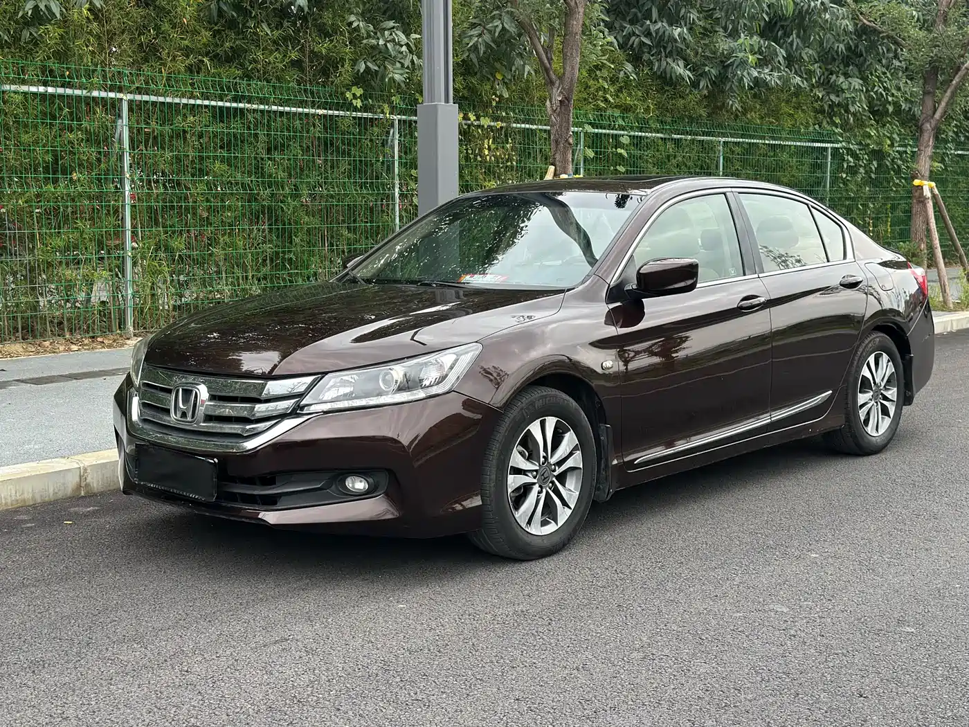 Фото 1 - Honda Accord