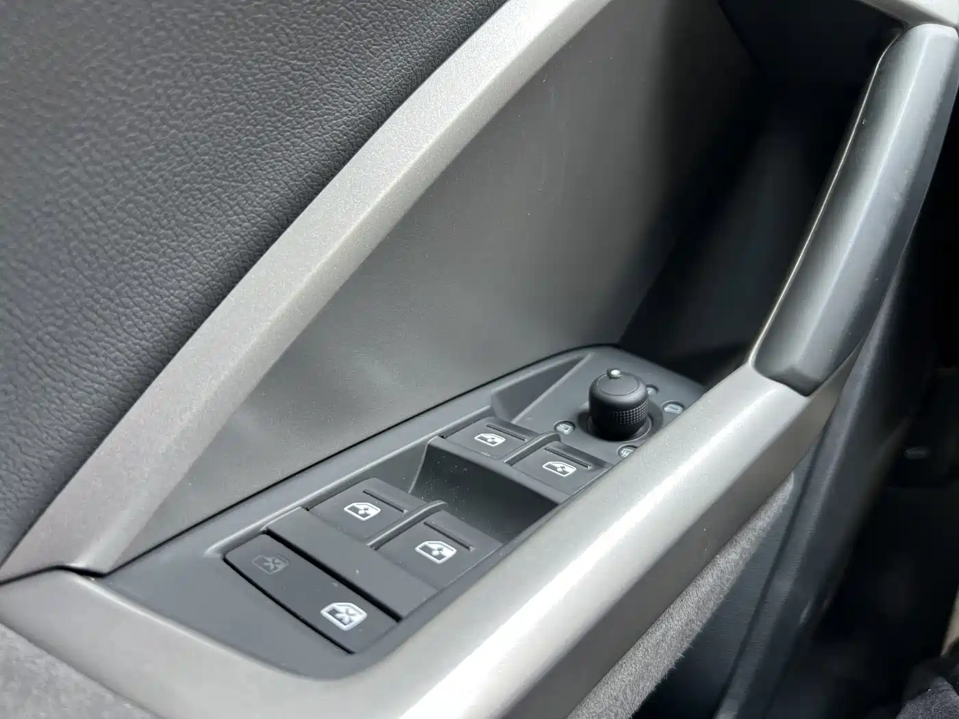 Audi Q3 2022 35 TFSI Fashion Dynamic фото 17