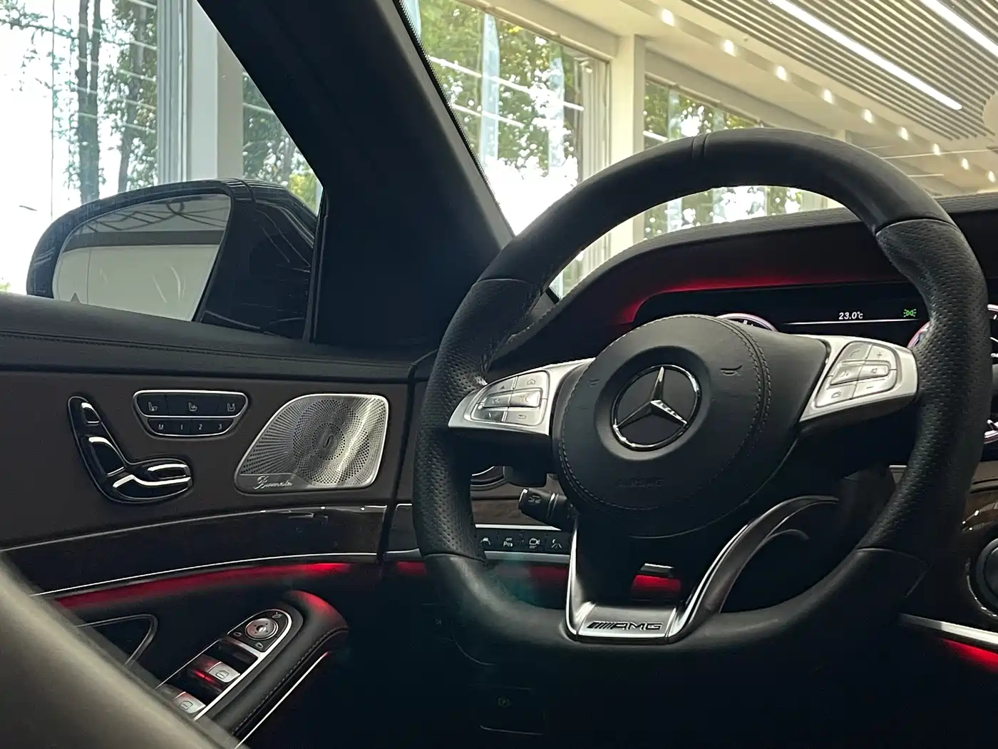 Mercedes-Benz S-Class AMG 2016 AMG S 63 L 4MATIC фото 23