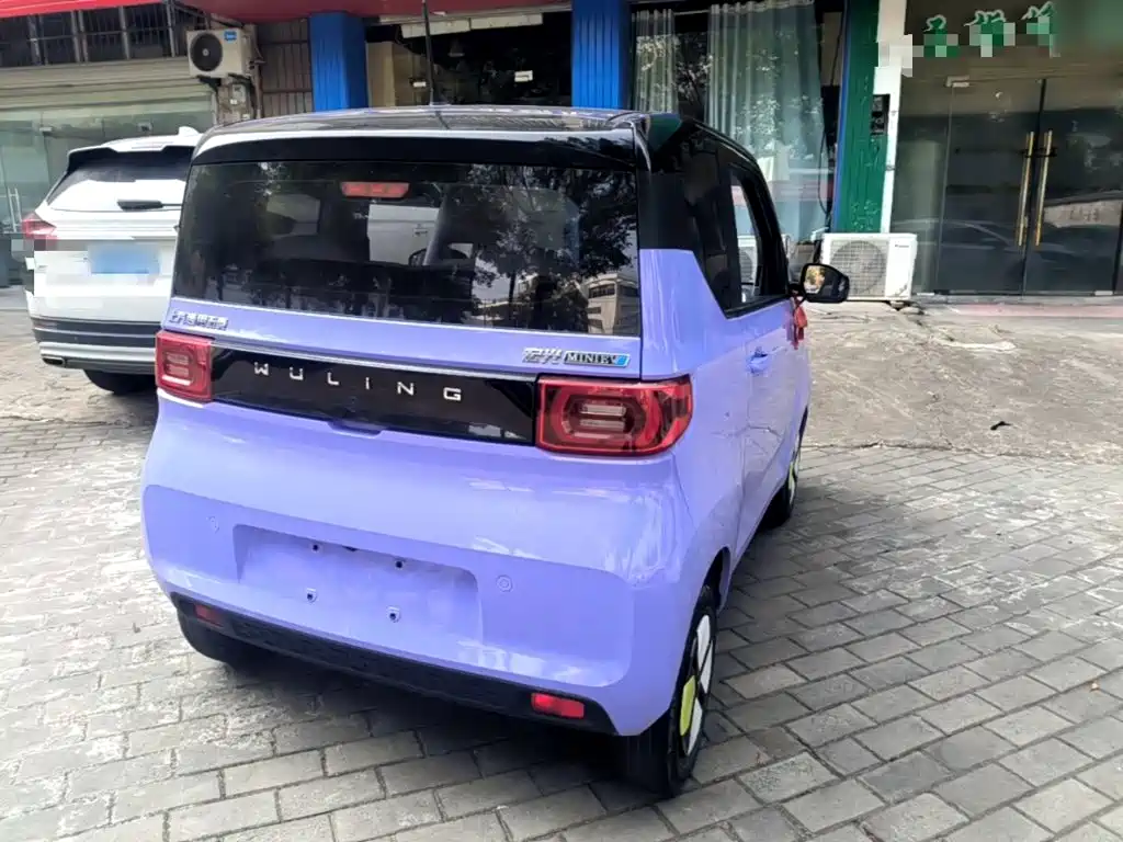 Фото 7 - Wuling Motors Hongguang MINIEV