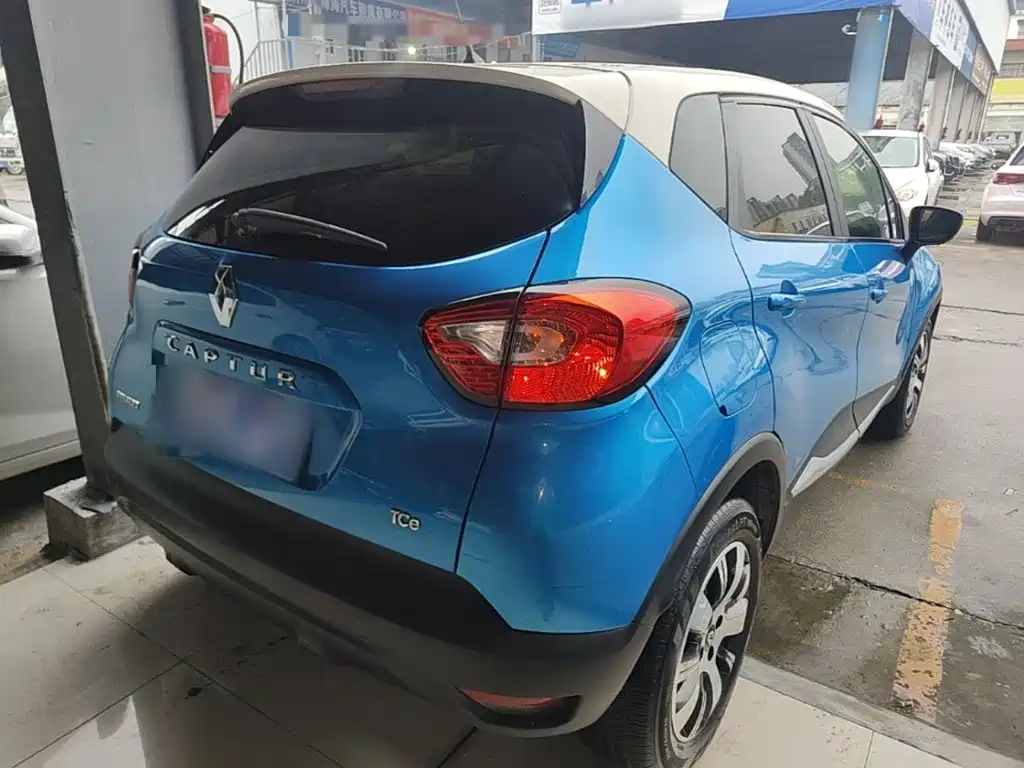 Renault Captur 2016 2015 1.2T Automatic Comfort Edition
