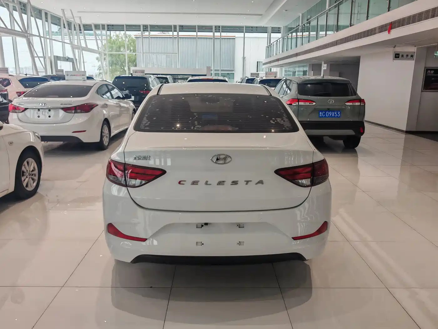 Hyundai Elantra 2018 1.6L Automatic Pleasing Edition GL China VI фото 14