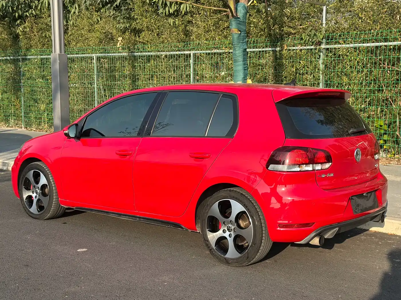Volkswagen Golf GTI 2012 2.0TSI GTI фото 6
