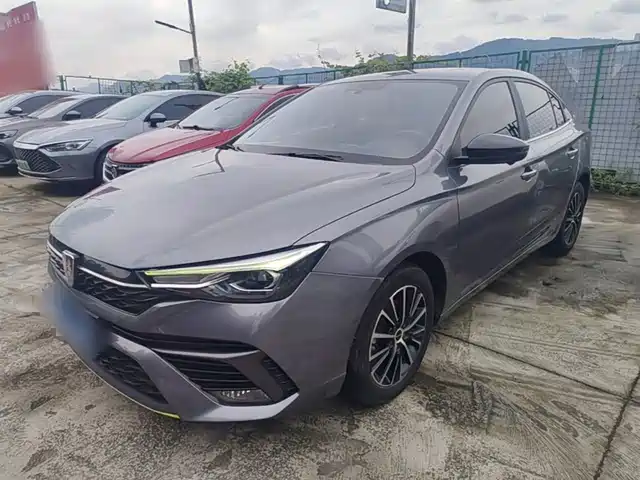 Roewe i5 Рестайлинг, 1.5L CVT, Бриллиант