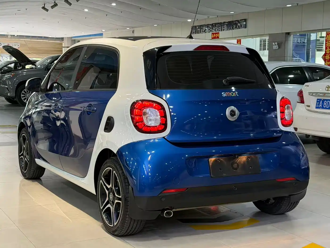 Фото 3 - smart forfour