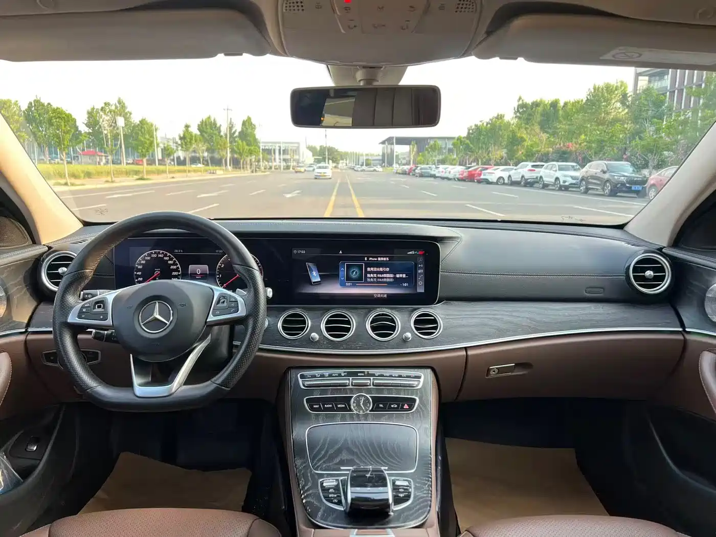 Mercedes-Benz E-Class 2018 E 300 L Sport Luxury фото 7