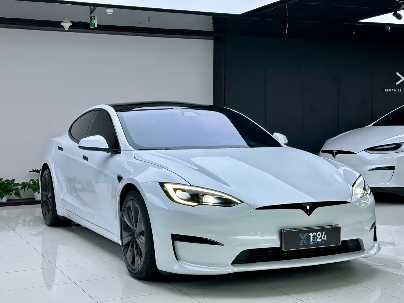 Tesla Model S 2023 2023 Dual Motor All-Wheel Drive Edition