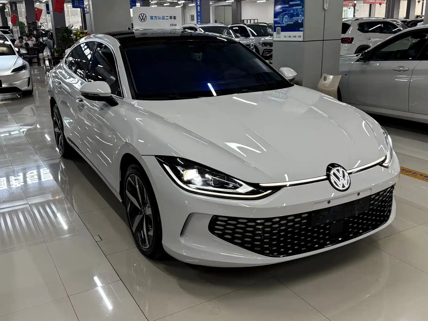 Volkswagen Lamando 2022 Lamando L 280TSI DSG Cool Edition фото 3