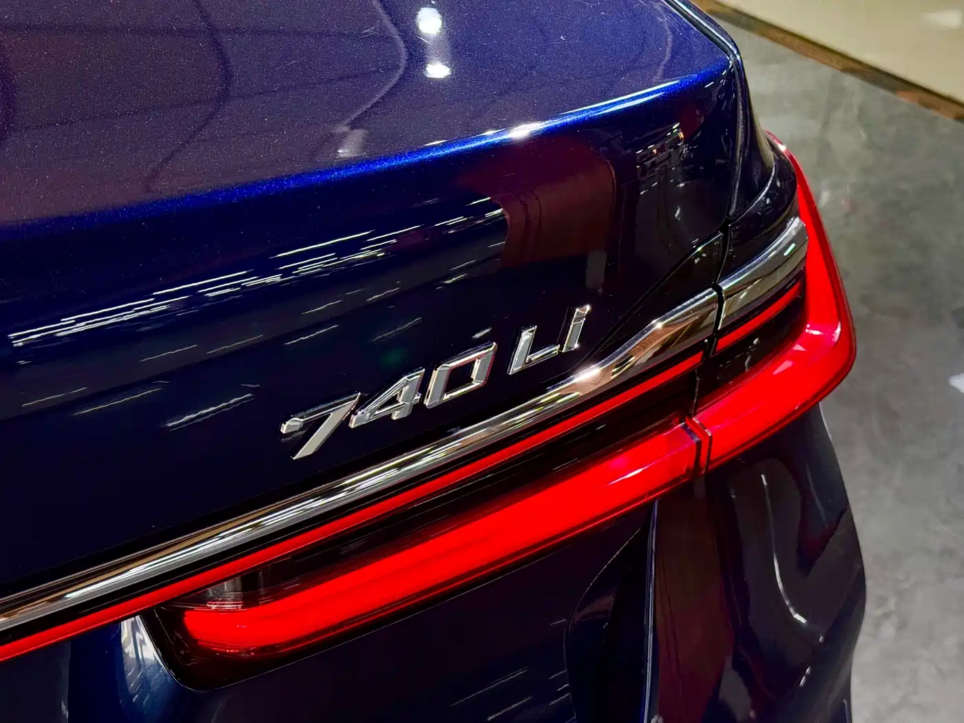 BMW 7 Series 2019 Facelift 740Li Leading M Sport Package фото 22