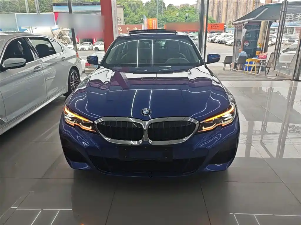 BMW 3-SERIES