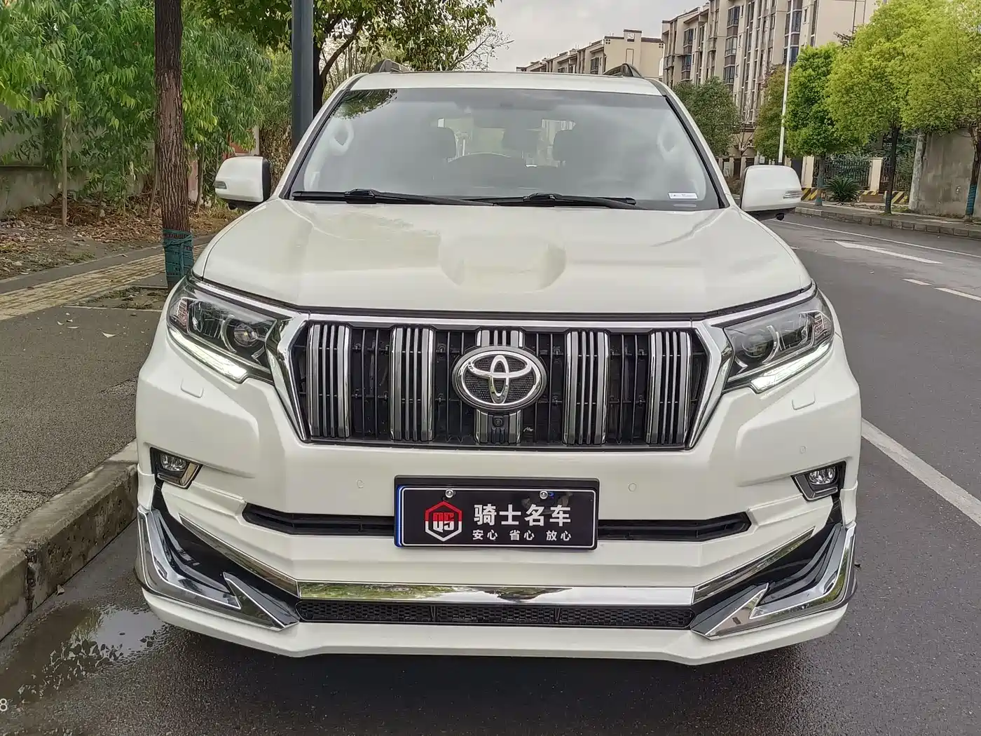 Toyota Prado 2019 3.5L Automatic TX-L Zunxiang Edition with Rear-mounted Spare Tire фото 2