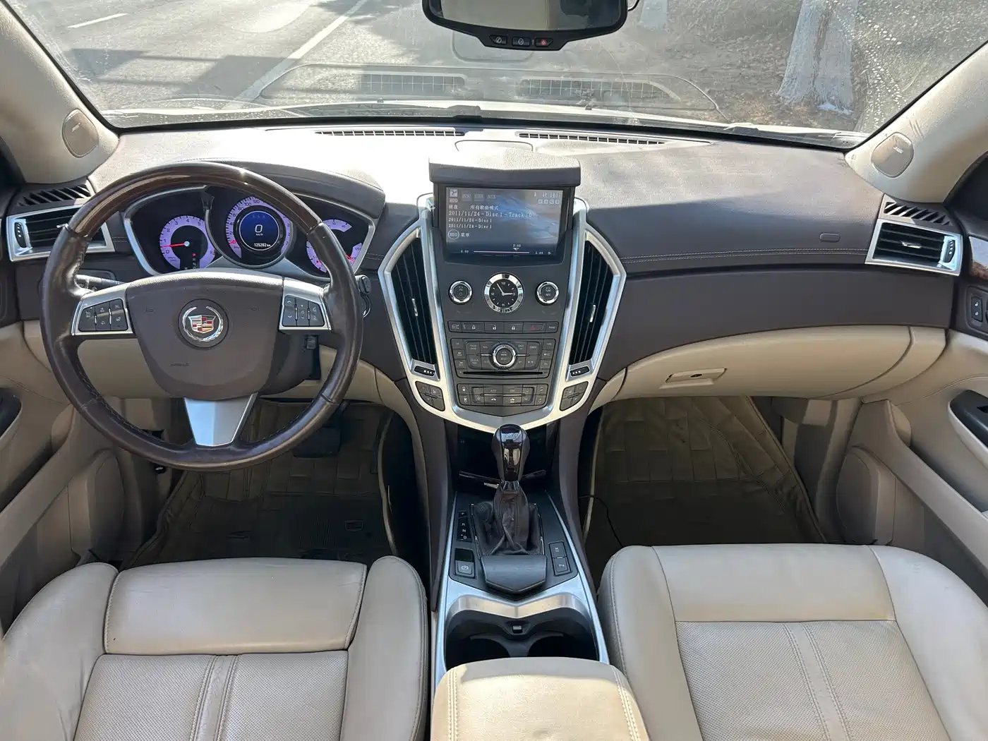 Cadillac SRX 2012 3.0L Elite фото 9