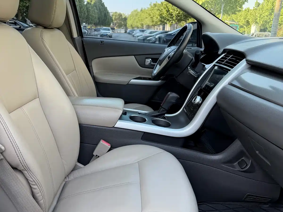 Ford Edge (Import) 2013 2012 2.0T Elite