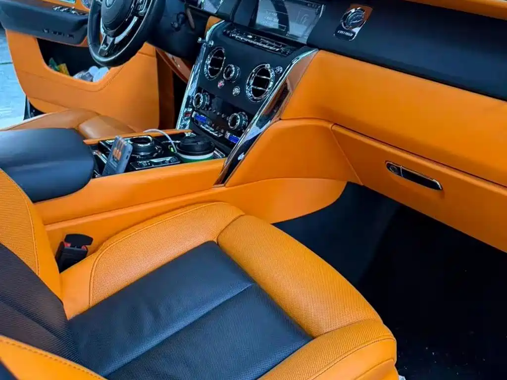 ROLLS-ROYCE CULLINAN