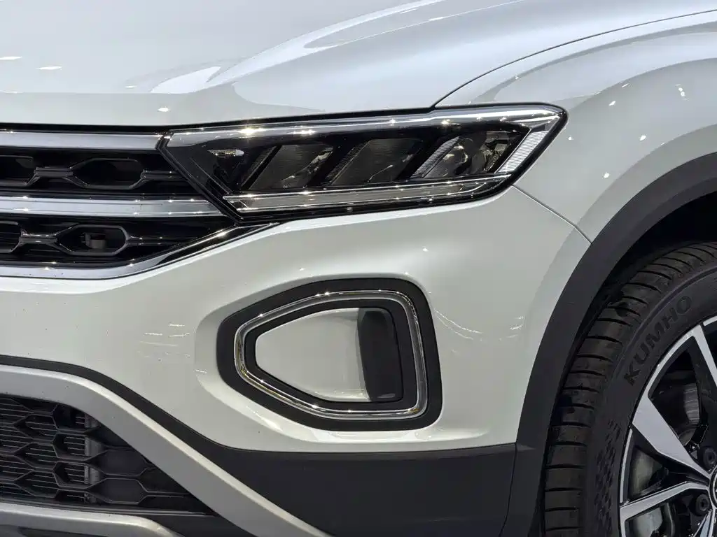 Фото 7 - Volkswagen T-ROC