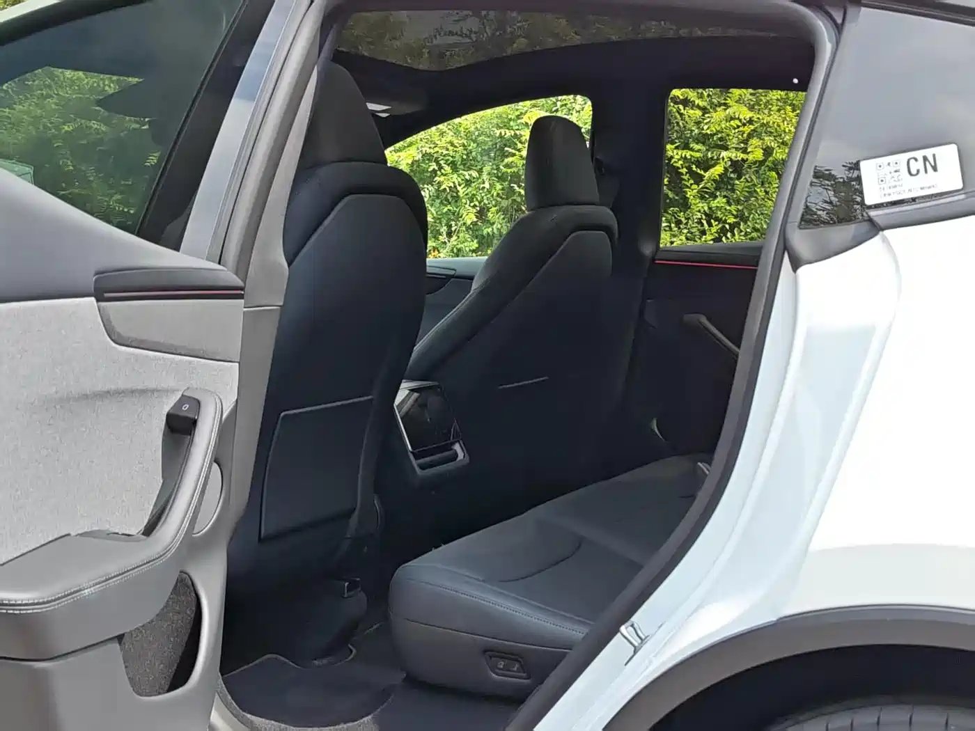 Tesla Model Y 2026 2026 Rear-Wheel Drive