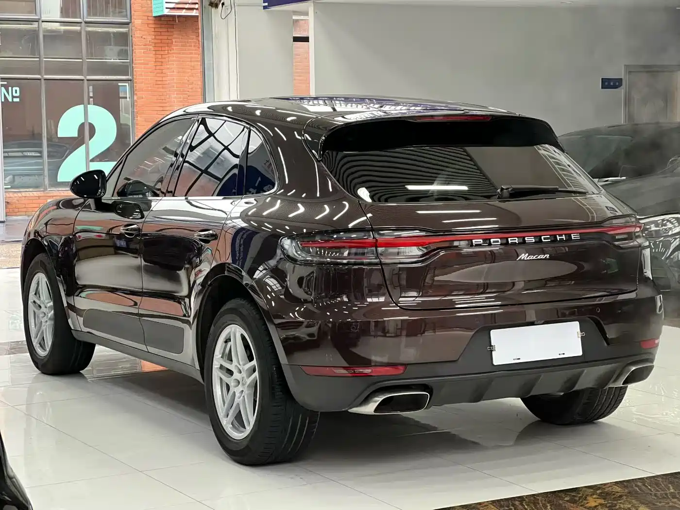 Porsche Macan 2018 Macan 2.0T фото 3