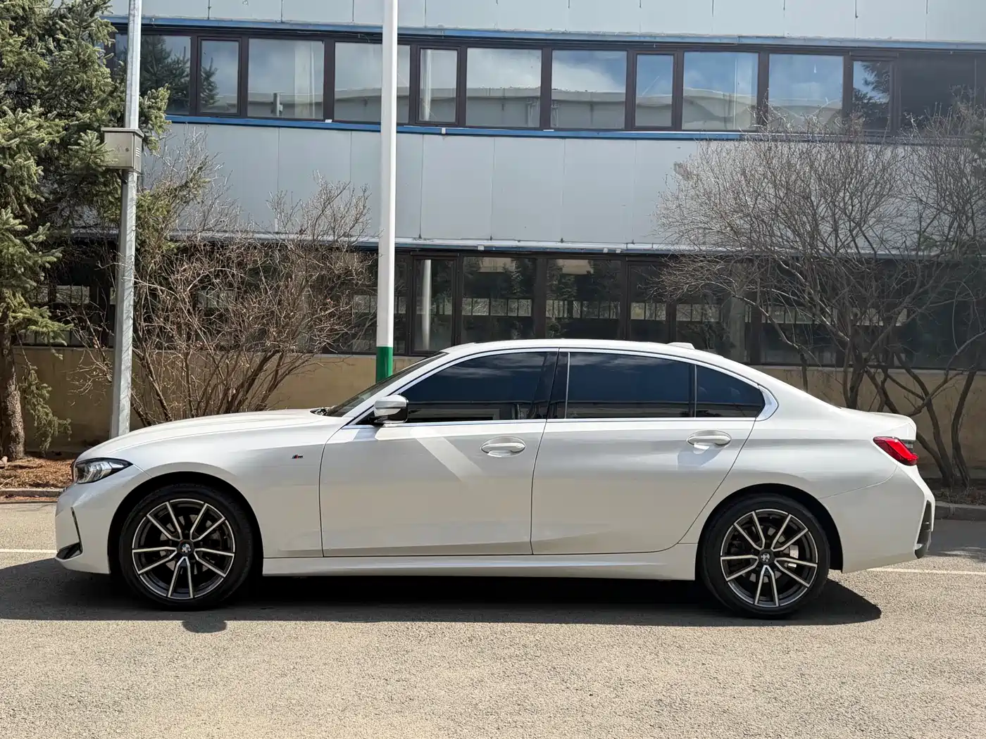 BMW 3 Series 2023 320Li M Sport Package фото 8