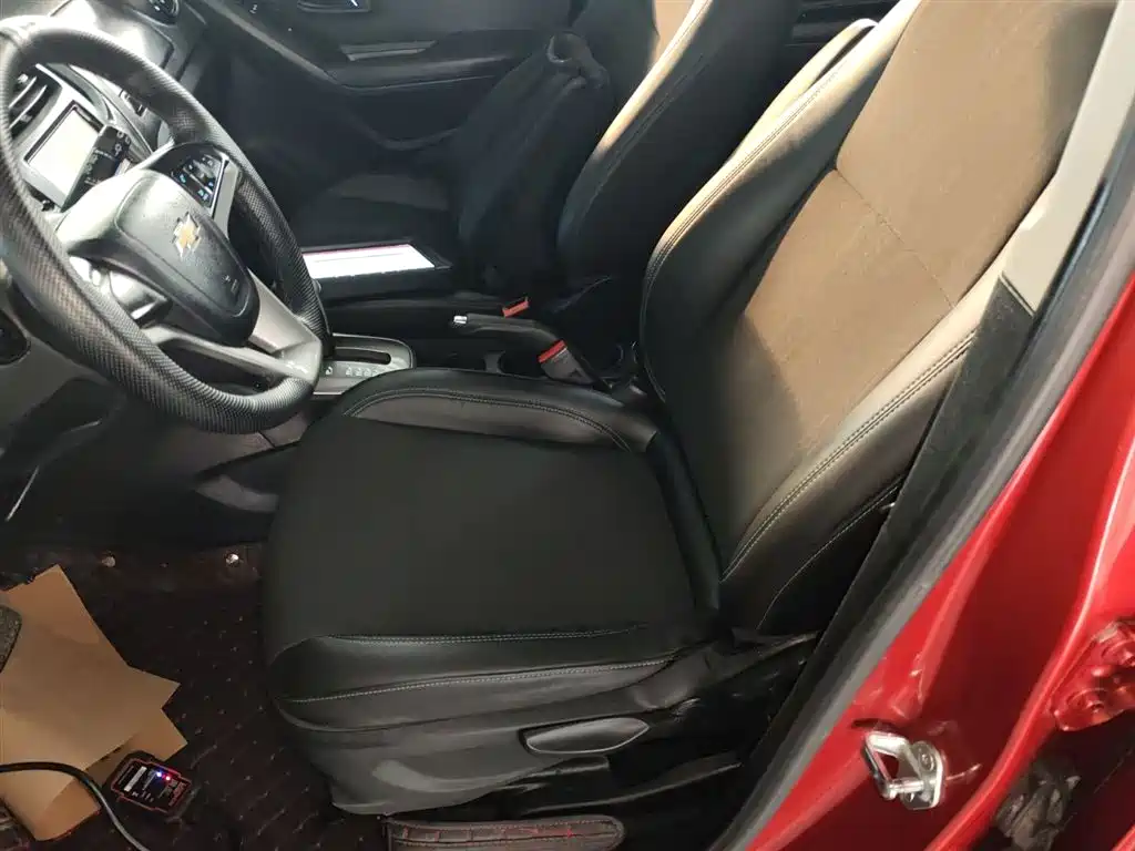 Chevrolet Trax 2014 1.4T Automatic 2WD Luxury фото 11