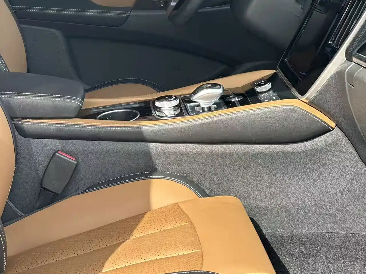 BYD Qin New Energy 2018 2018 Qin EV450 Smart Connection Trend Edition