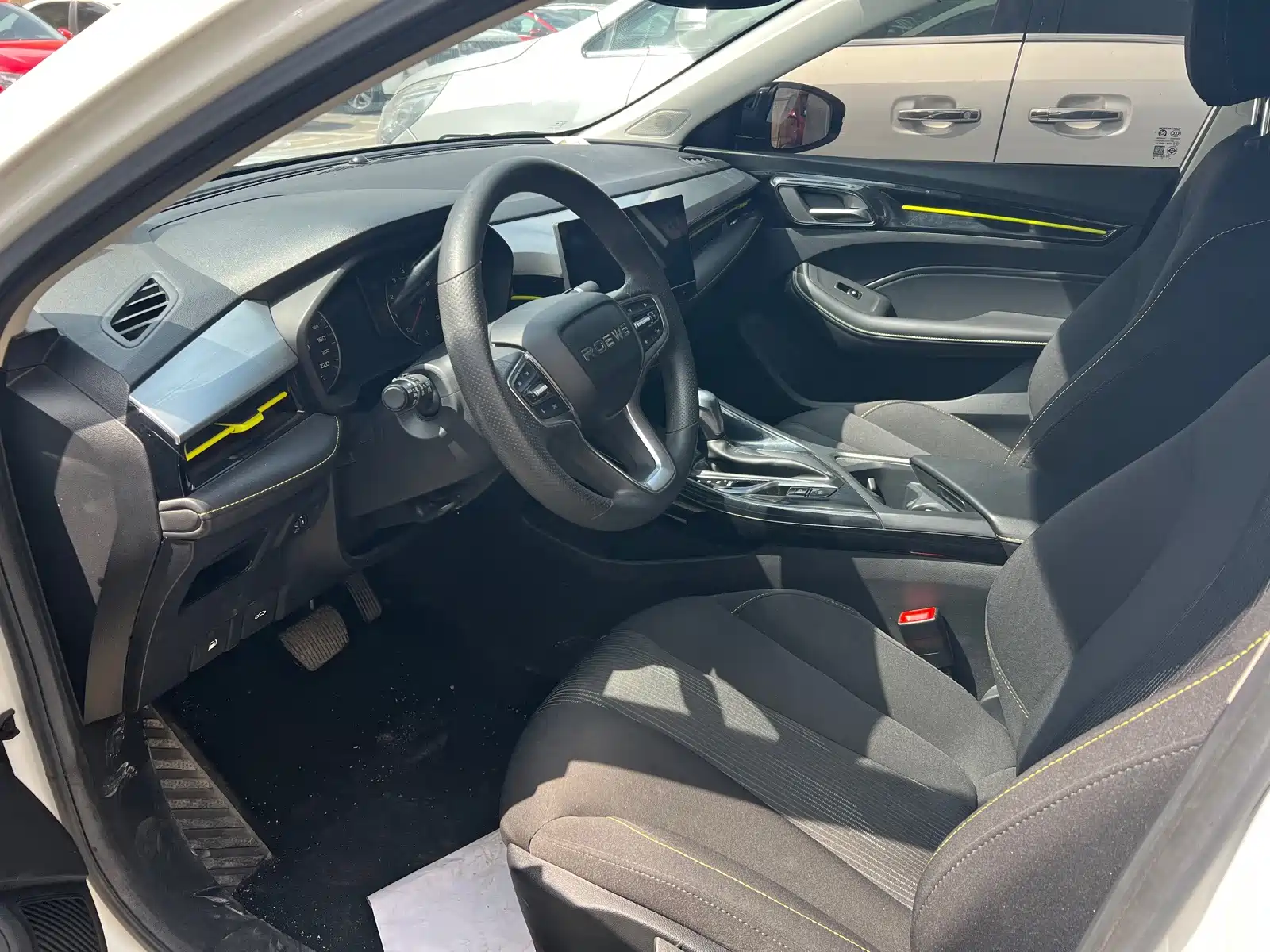 Фото 4 - Roewe i5