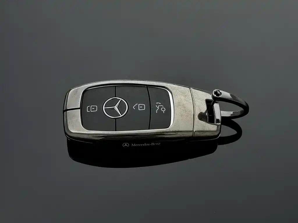 Photo 19 - Mercedes-Benz C-Class