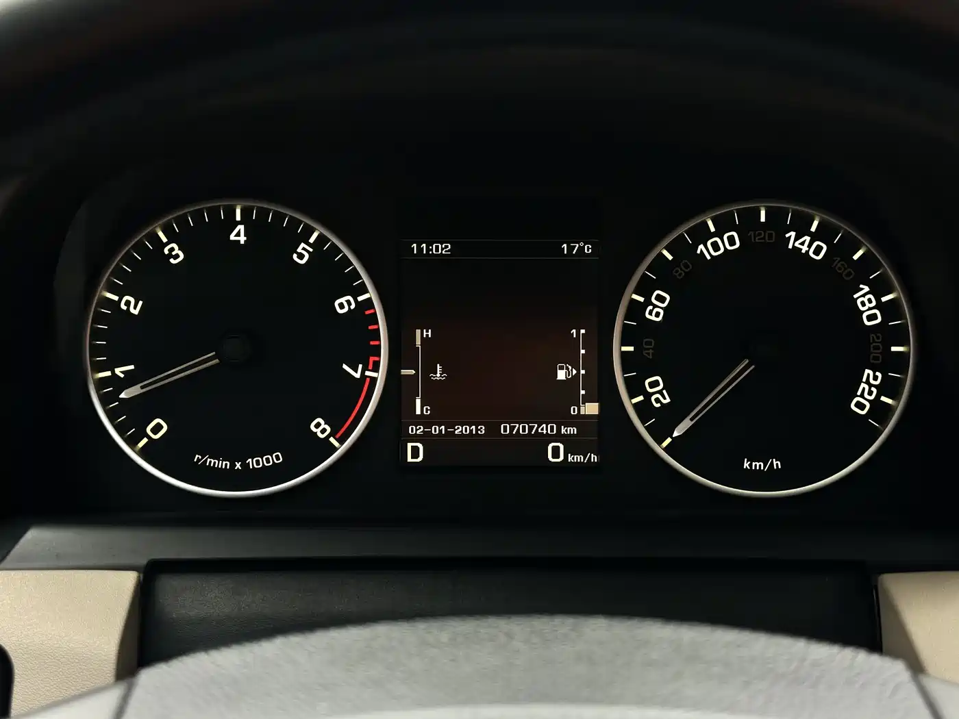 Land Rover Discovery 2016 3.0 SC V6 HSE Luxury фото 19