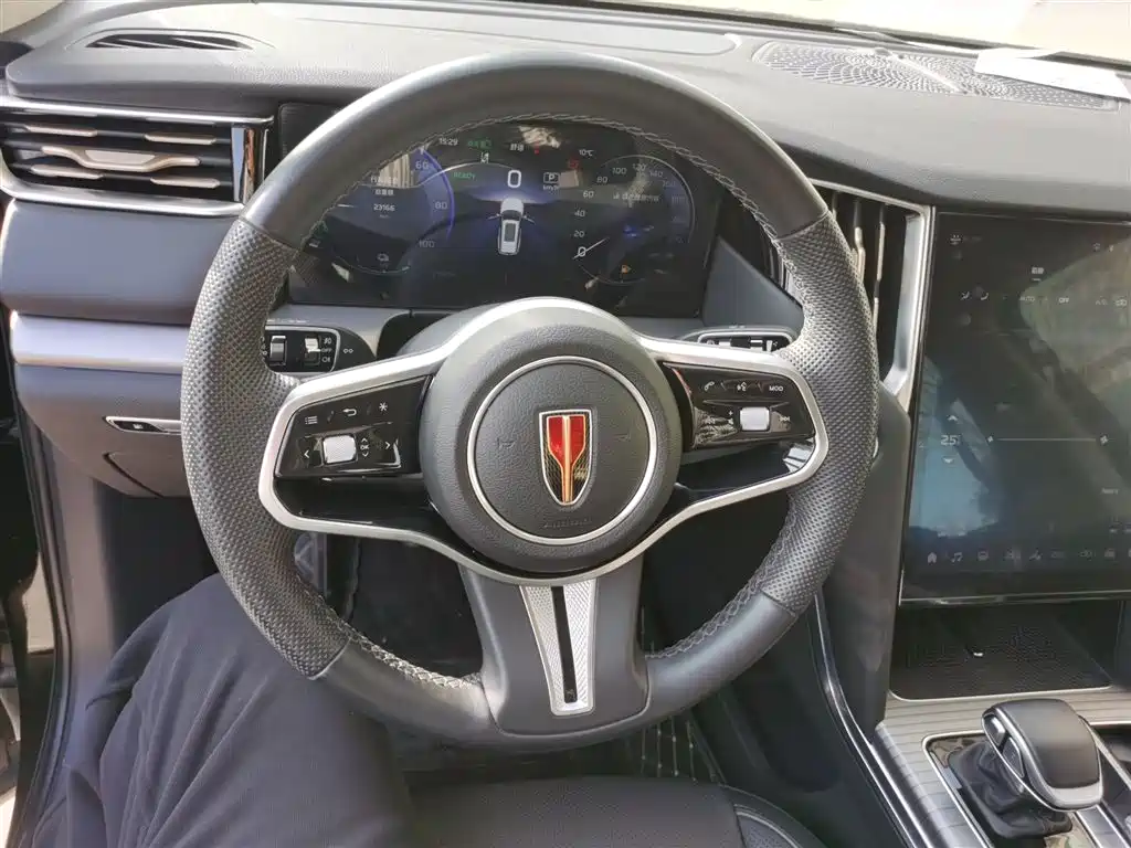Hongqi HS7 PHEV 2024 2.0T PHEV 4WD Flagship Edition 6-seater фото 3