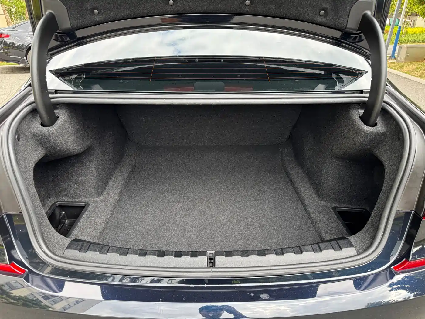 BMW 3 Series 2022 320Li M Sport Package фото 35