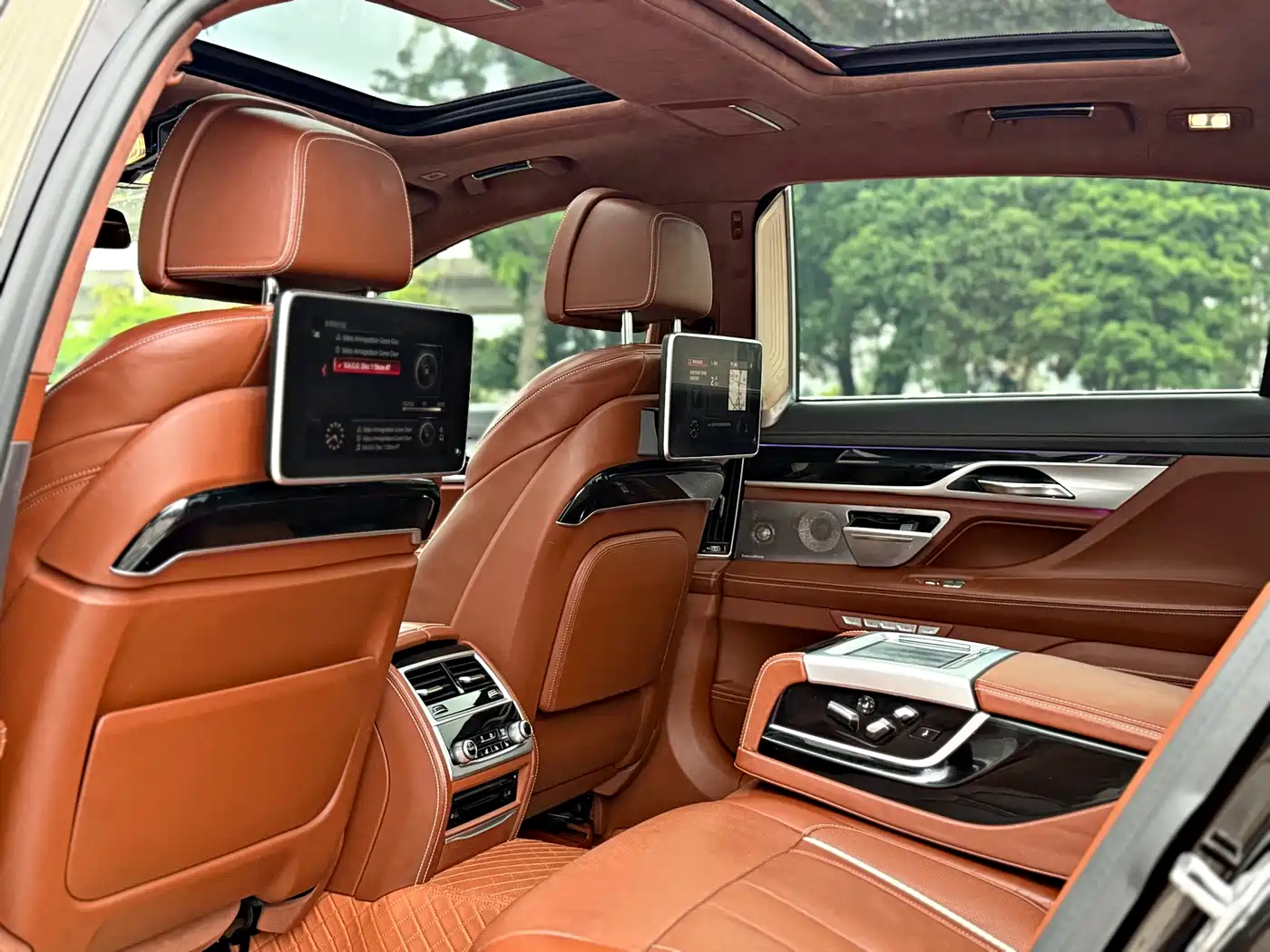 BMW 7 Series 2018 740Li xDrive Premium Type Excellence Package фото 7