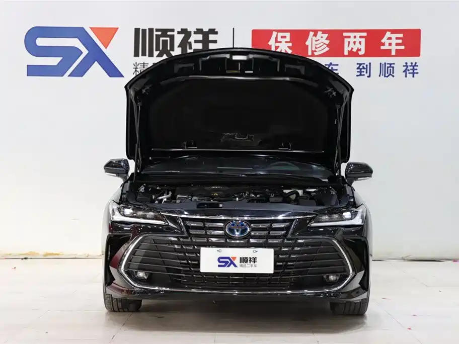 Toyota Avalon 2023 Hybrid 2.5L Luxury Edition фото 18