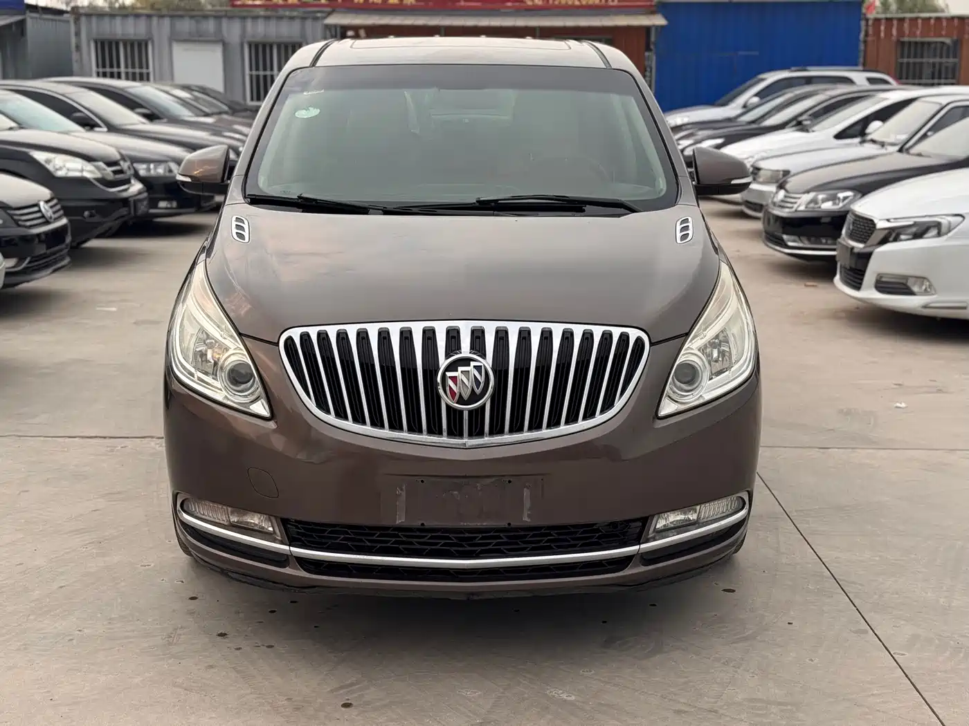 Buick GL8 2013 2.4L CT Luxury Business Comfort Edition фото 2
