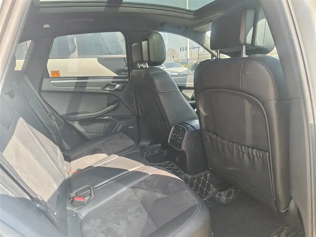 Porsche Macan 2020 Macan 2.0T фото 14