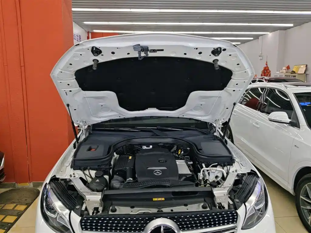Mercedes-Benz GLC 2017 GLC 260 4MATIC Dynamic фото 20