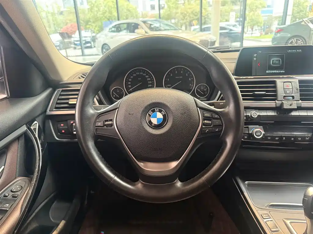 BMW 3 Series 2018 320Li Fashion Style фото 8