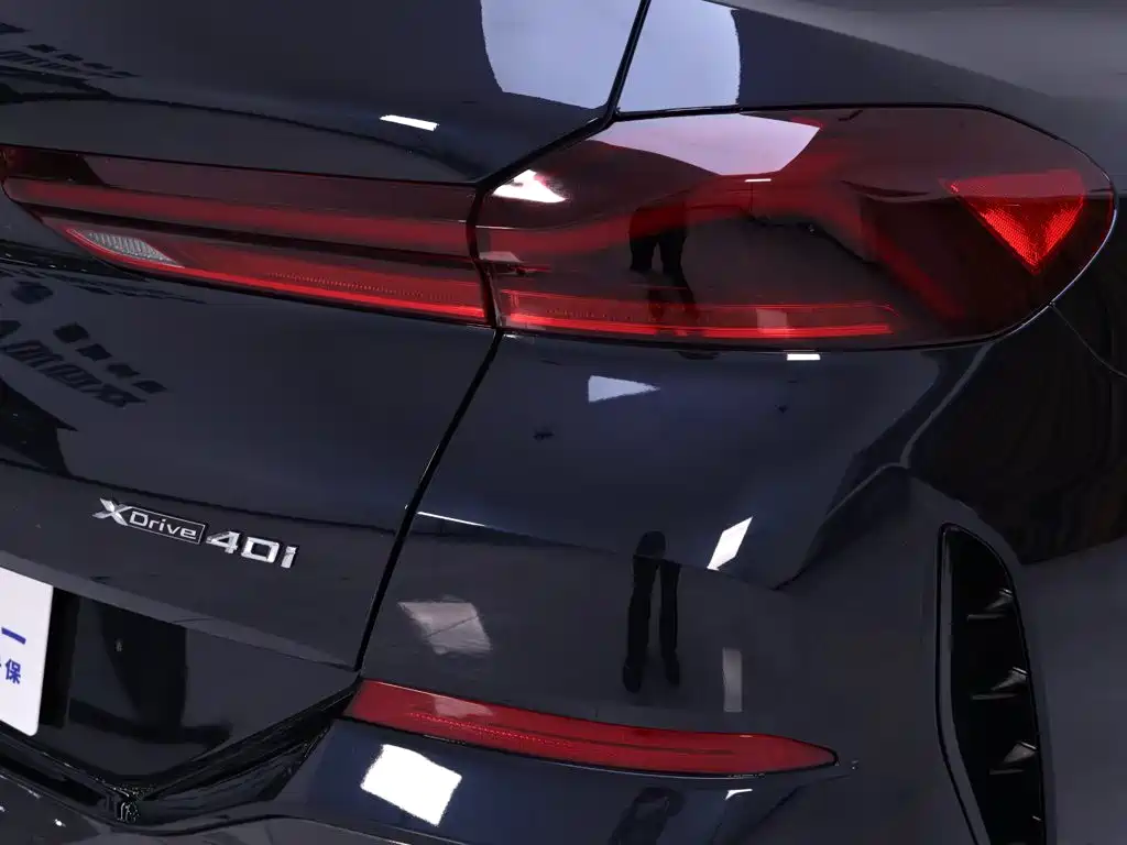 Photo 9 - BMW X6