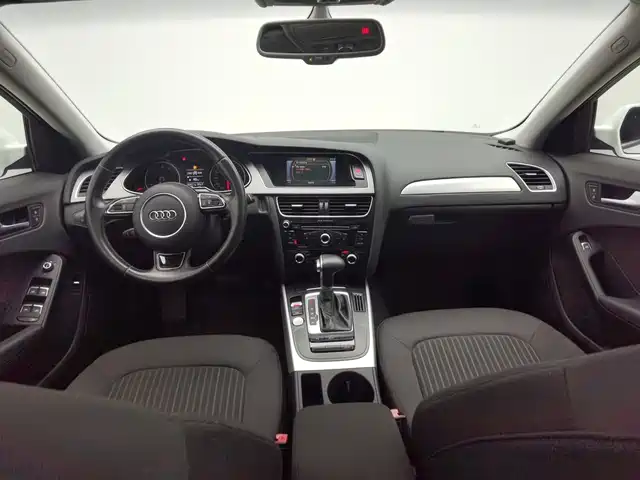 Audi A4L 2016 35 TFSI Collector's Edition Automatic Standard — фото 5