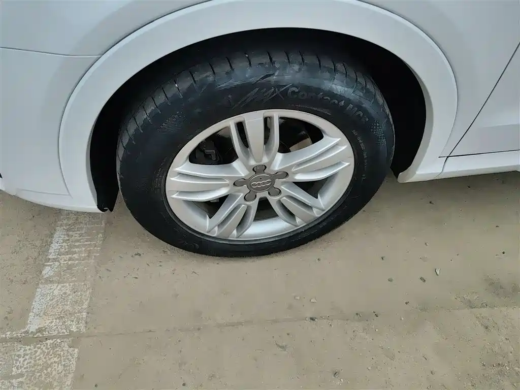 Audi Q3 2015 35 TFSI Comfort фото 23