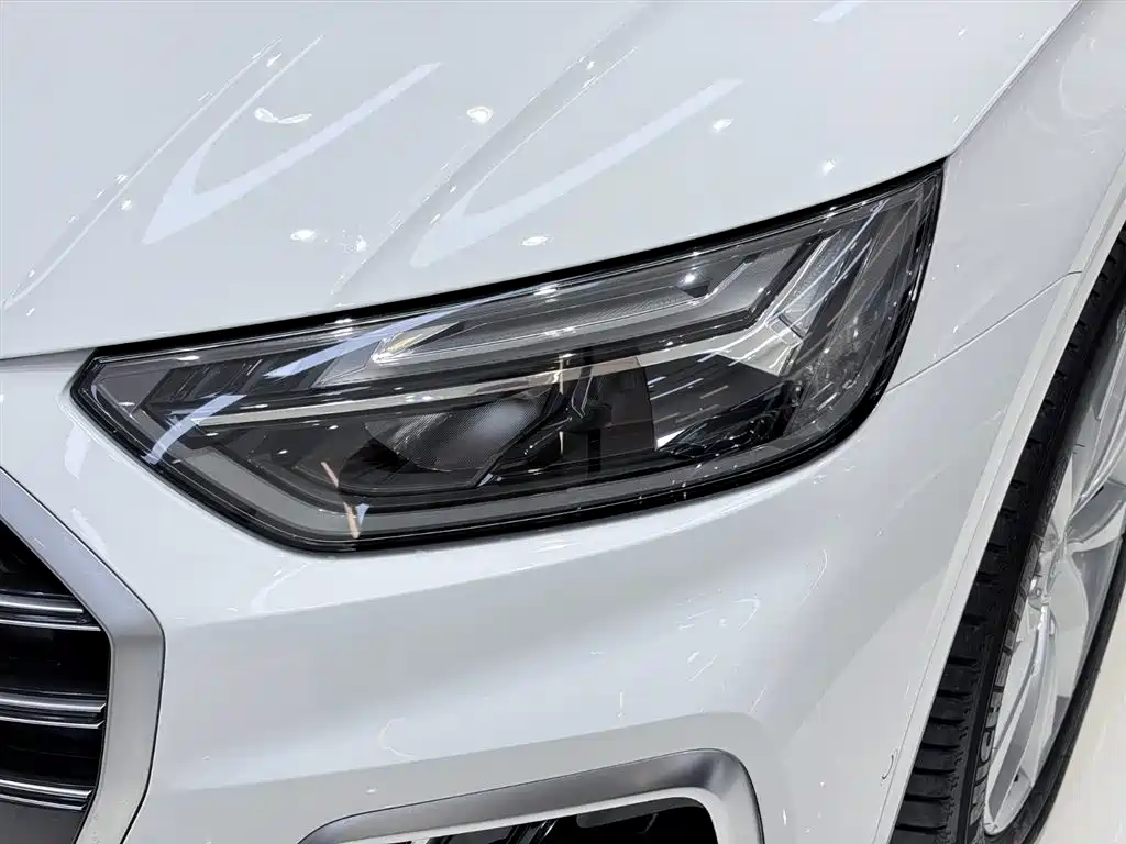 Audi Q5L 2022 40T Luxury Dynamic фото 16