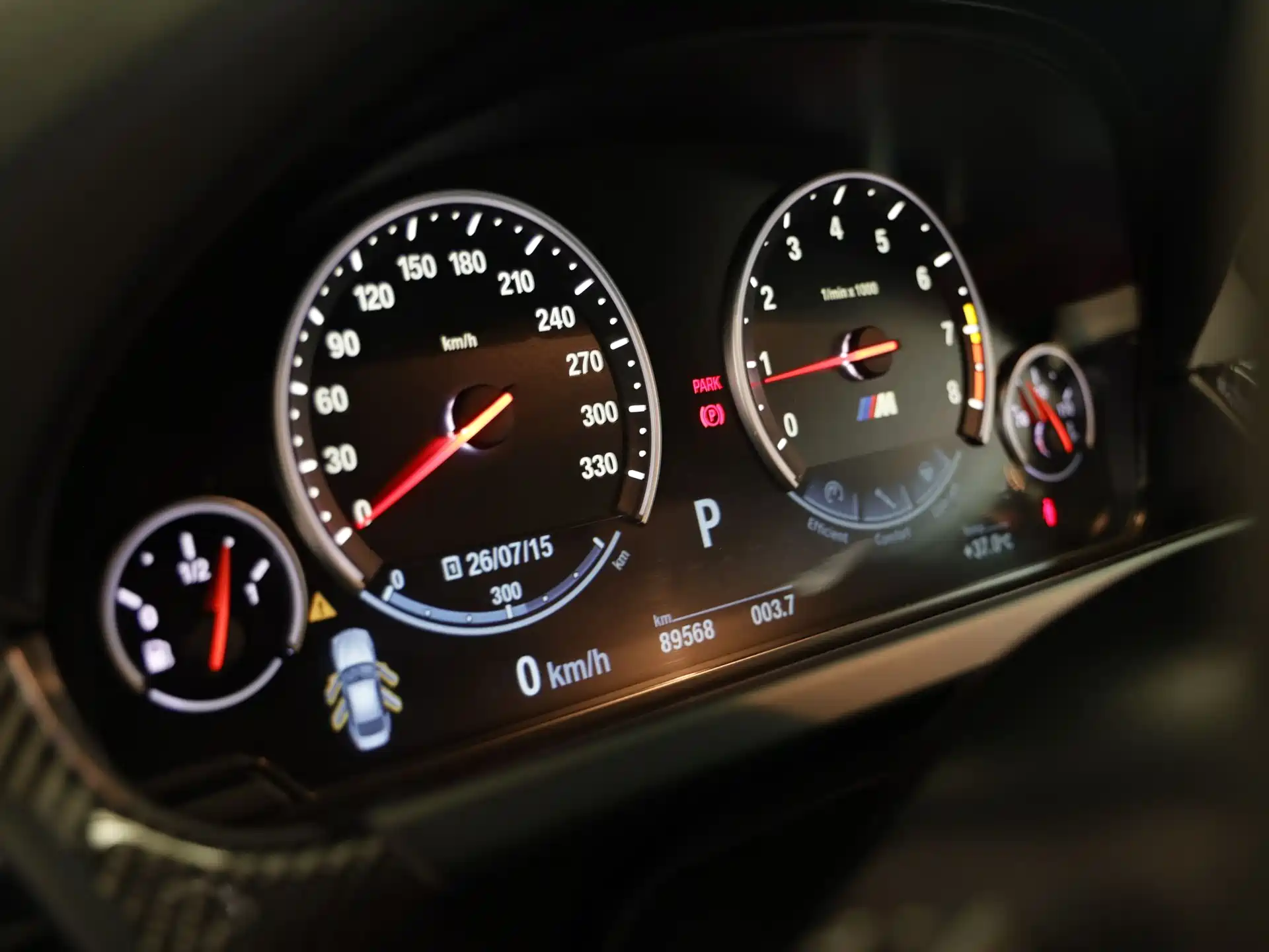 Photo 6 - BMW M6