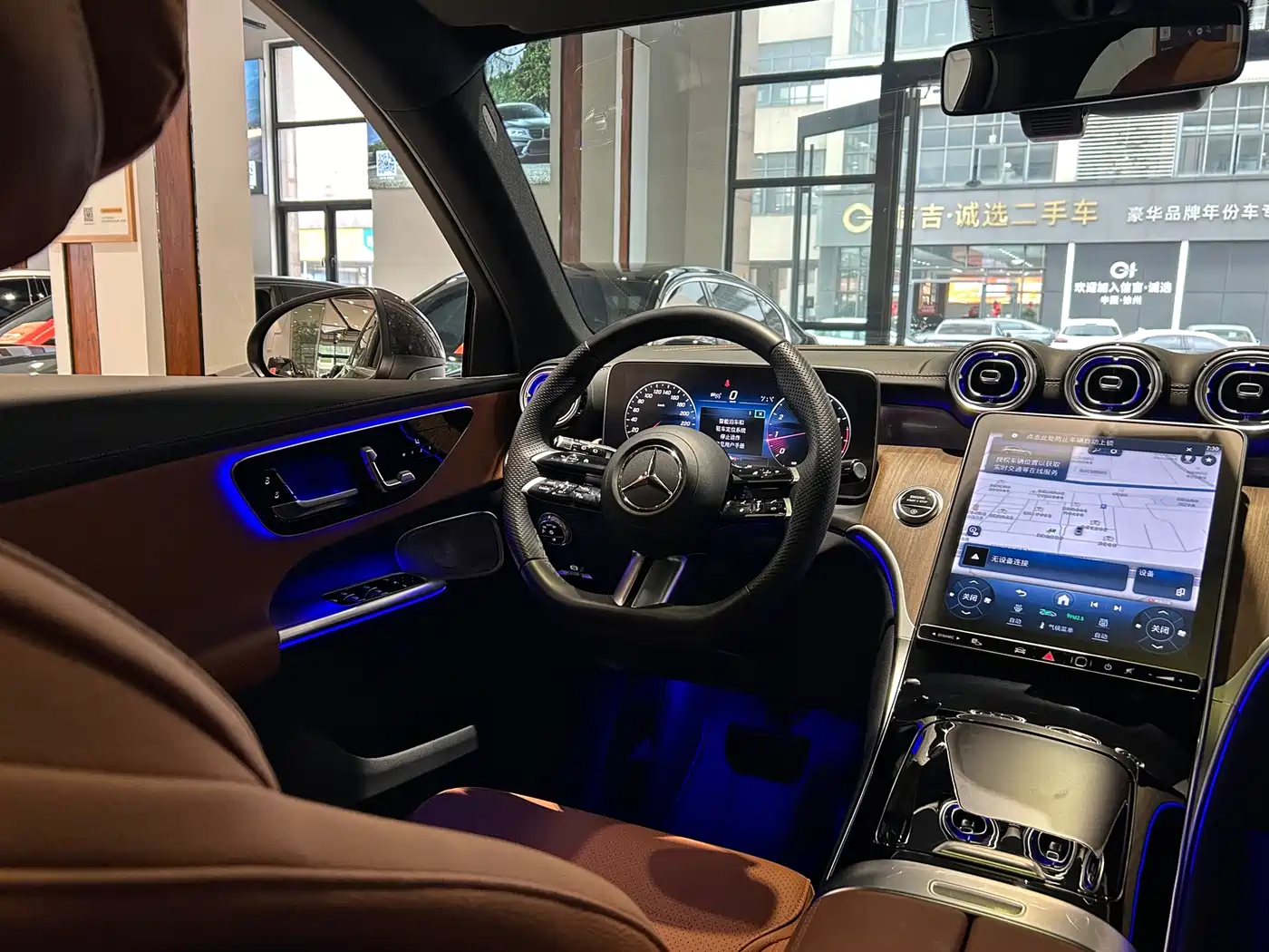 Mercedes-Benz GLC 2024 Facelift GLC 300 L 4MATIC Sport 5-seater фото 21